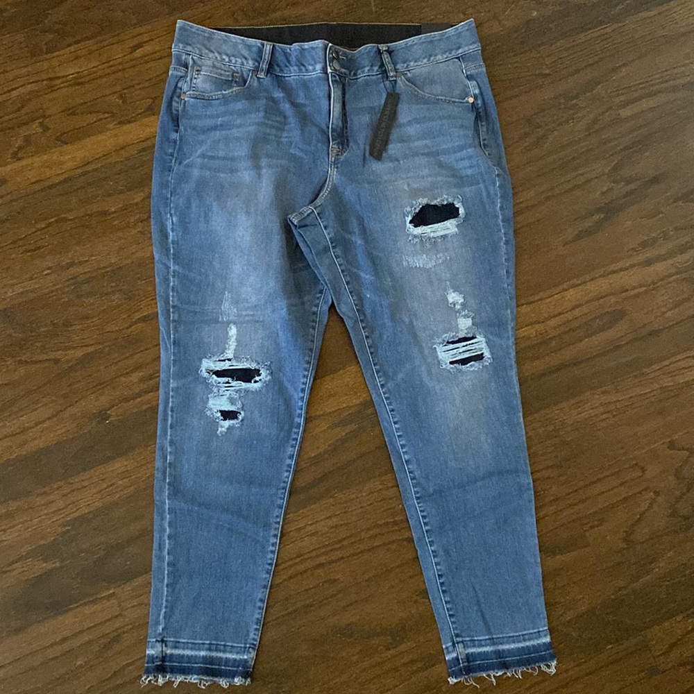 New Lane Bryant high rise super stretch skinny distressed denim jeans dark wash
